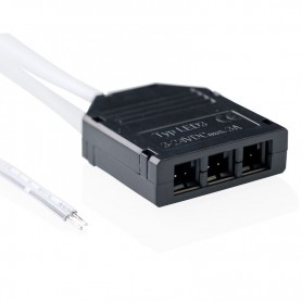LED power connector with 3 parallel outputs LED